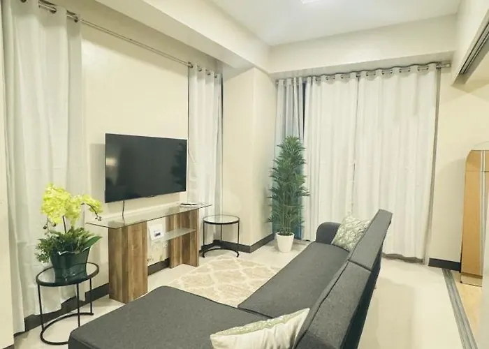 Mactan Newtown With Free Airport Pickup 3*